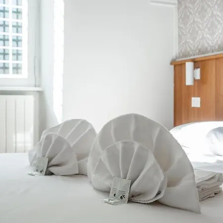 Guest house Lux Me - Jacuzzi & Suites Trastevere Rome