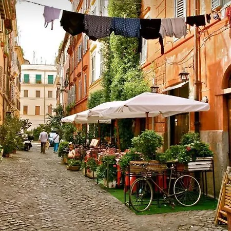 Lux Me - Jacuzzi & Suites Trastevere *